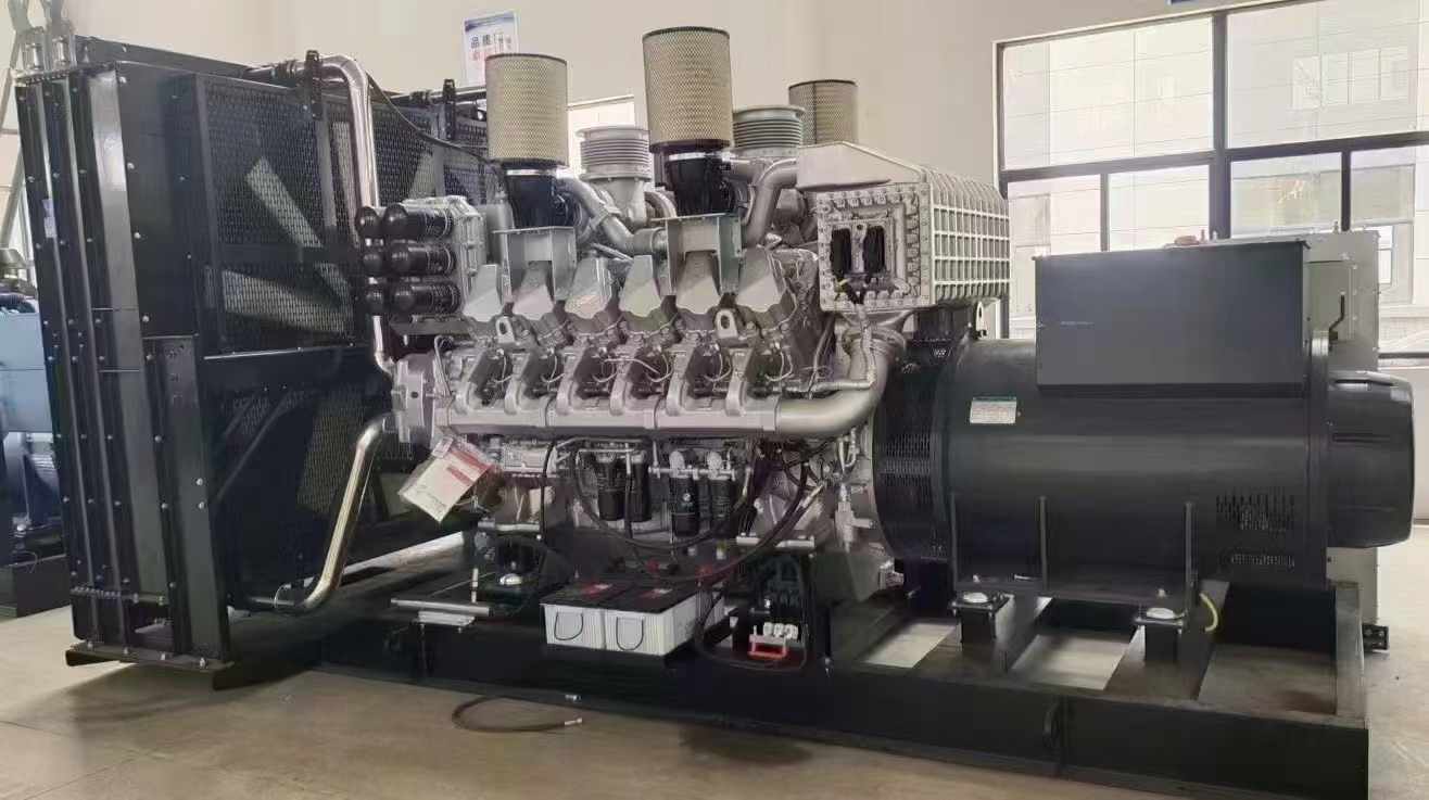 冠县800KW柴油发电机组可以带动多少kw的设备？